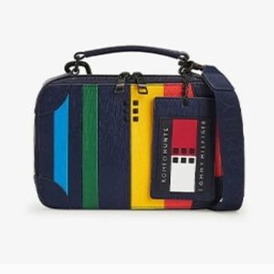 TOMMY HILFIGER ROMEO HUNTE LEATHER TRUNK BAG
